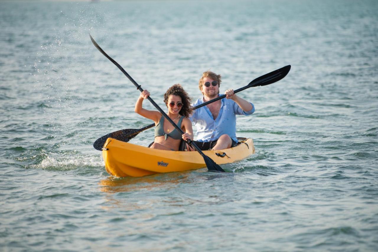 Bm Beach Resort Ras al-Khaimah Bagian luar foto