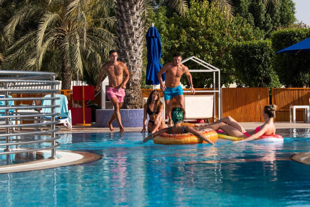 Bm Beach Resort Ras al-Khaimah Bagian luar foto