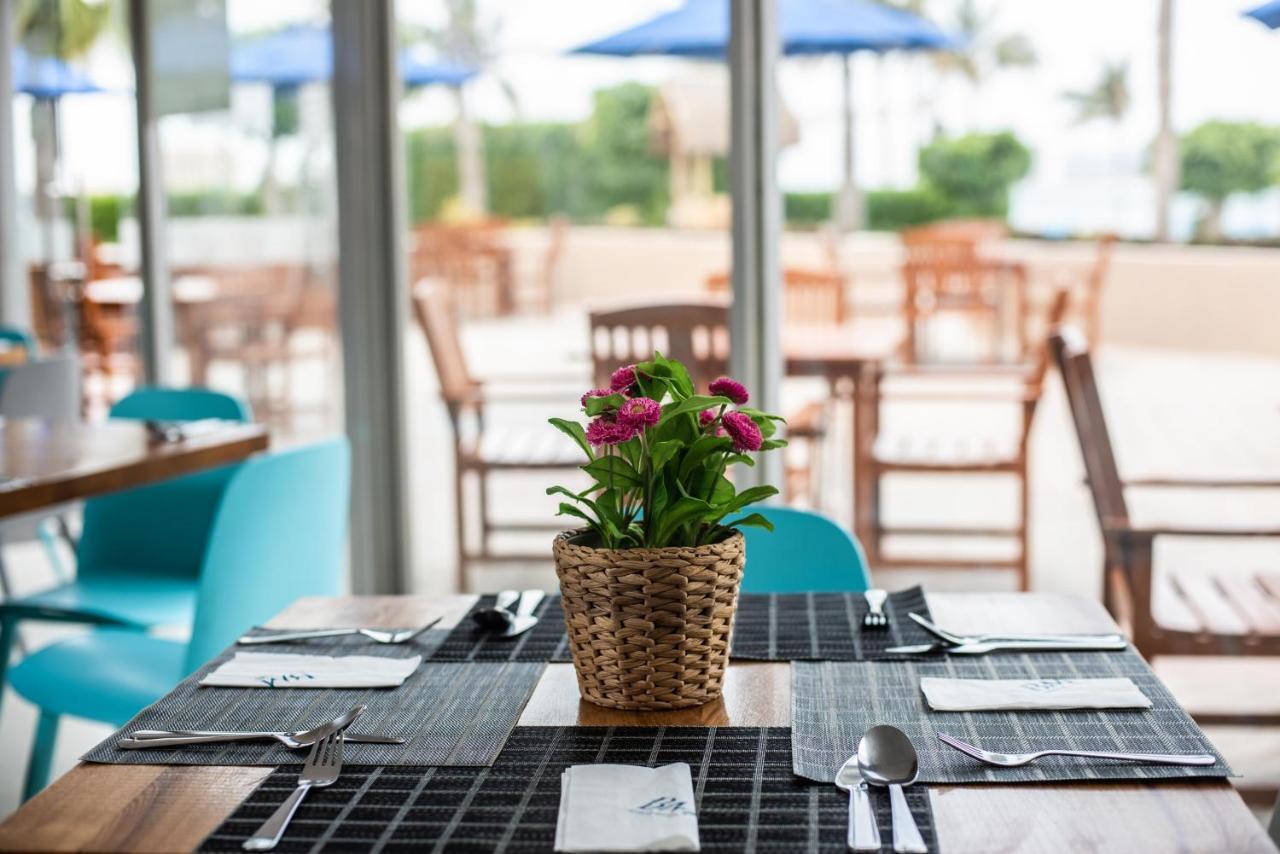 Bm Beach Resort Ras al-Khaimah Bagian luar foto