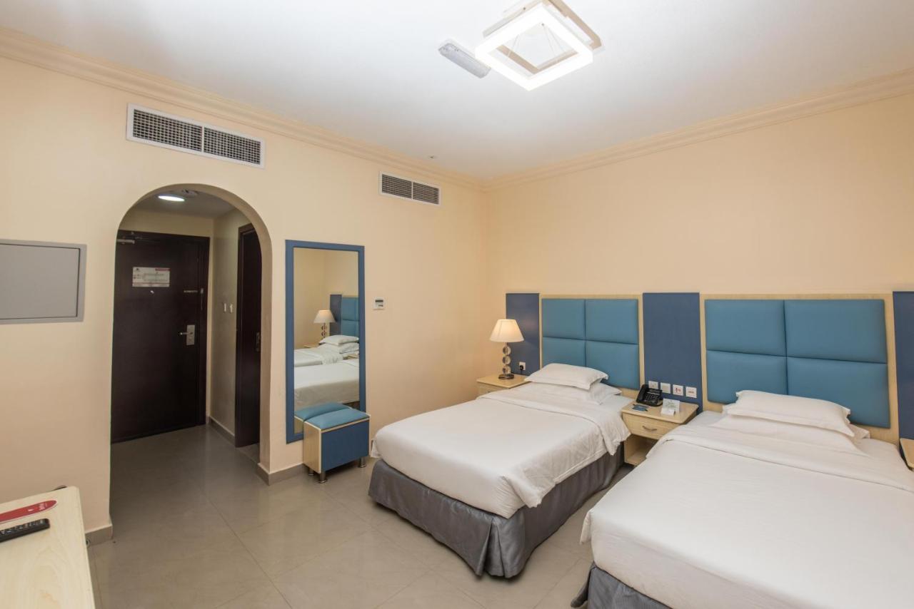 Bm Beach Resort Ras al-Khaimah Bagian luar foto