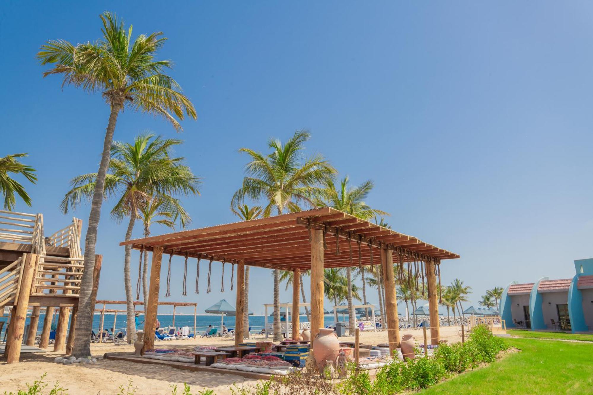 Bm Beach Resort Ras al-Khaimah Bagian luar foto