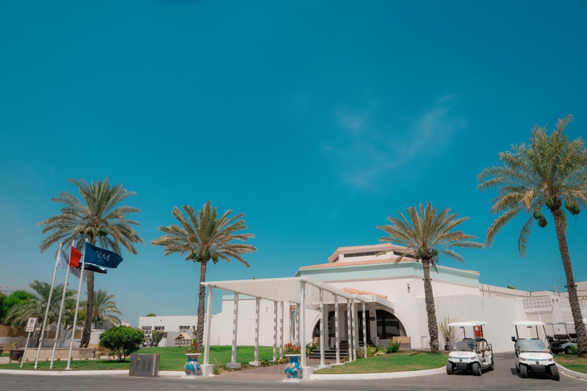 Bm Beach Resort Ras al-Khaimah Bagian luar foto