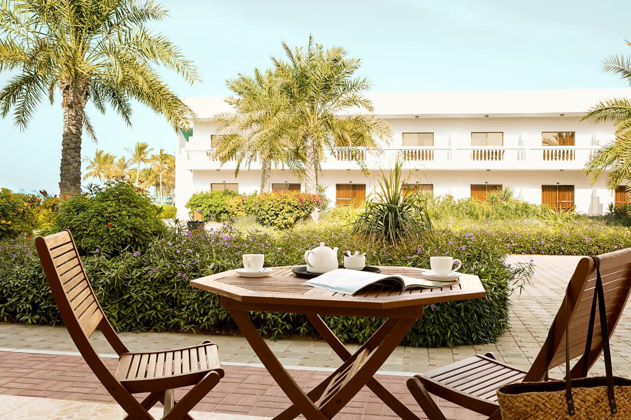 Bm Beach Resort Ras al-Khaimah Bagian luar foto